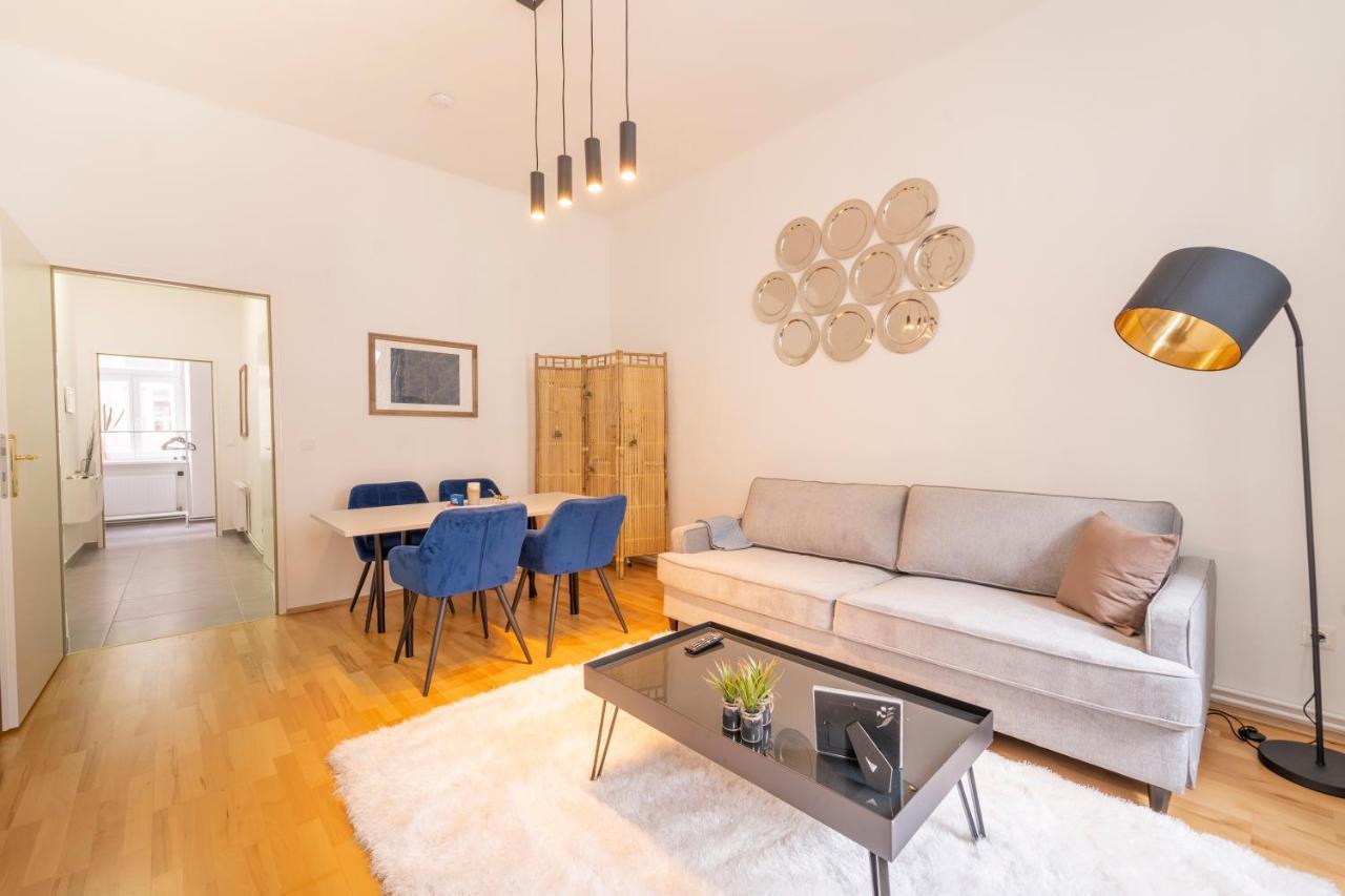 Josef'S Home I Classic Apartment I Uno-City, Vic فيينا المظهر الخارجي الصورة